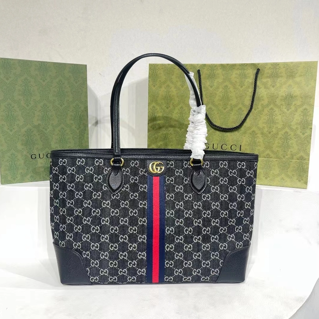 Gucci AAA Quality Tote-Handbags For Women Sleek 5507