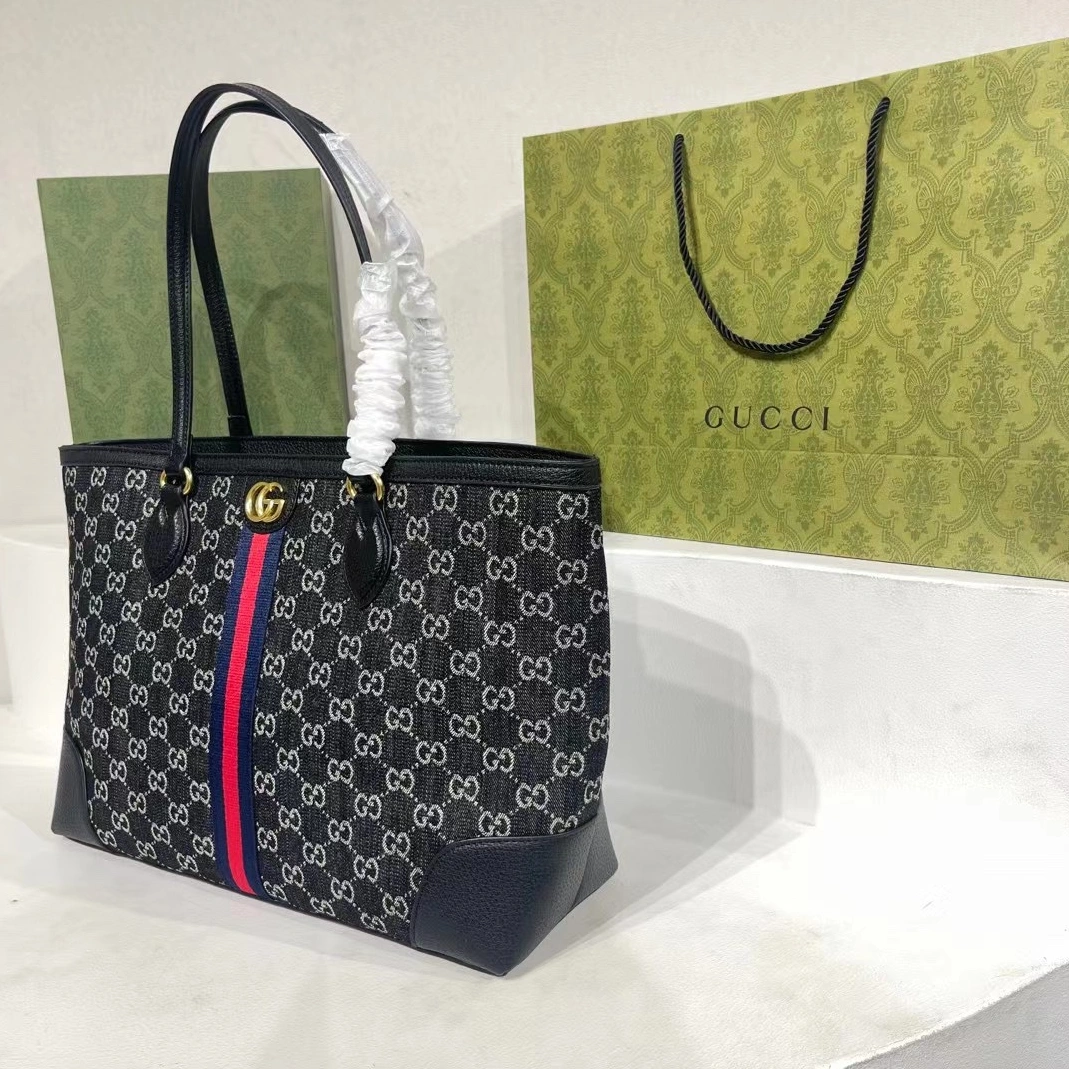 Gucci AAA Quality Tote-Handbags For Women Sleek 5507