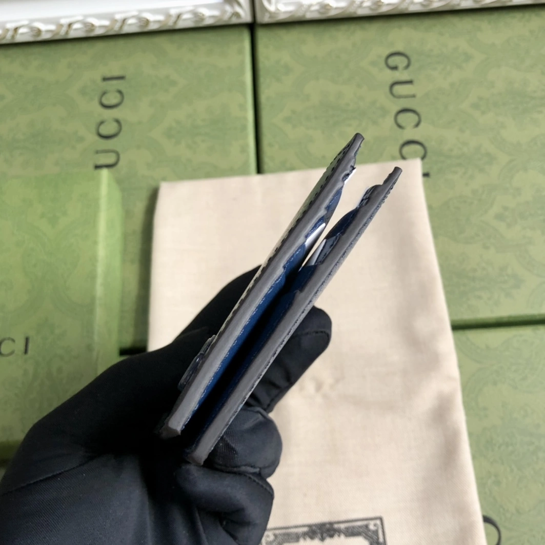 Gucci AAA Quality Wallets Bold 1722