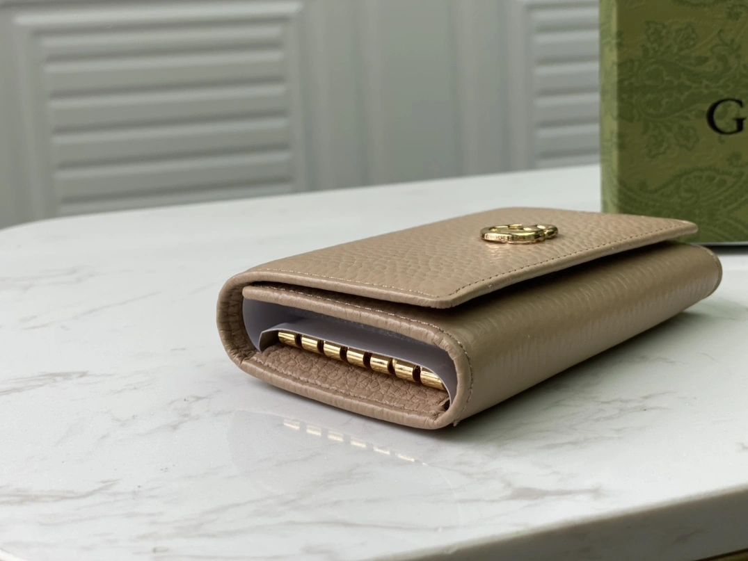 Gucci AAA Quality Wallets Bold 2960