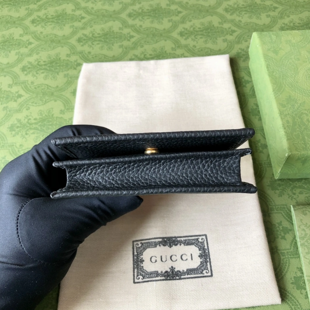 Gucci AAA Quality Wallets Classic 1179