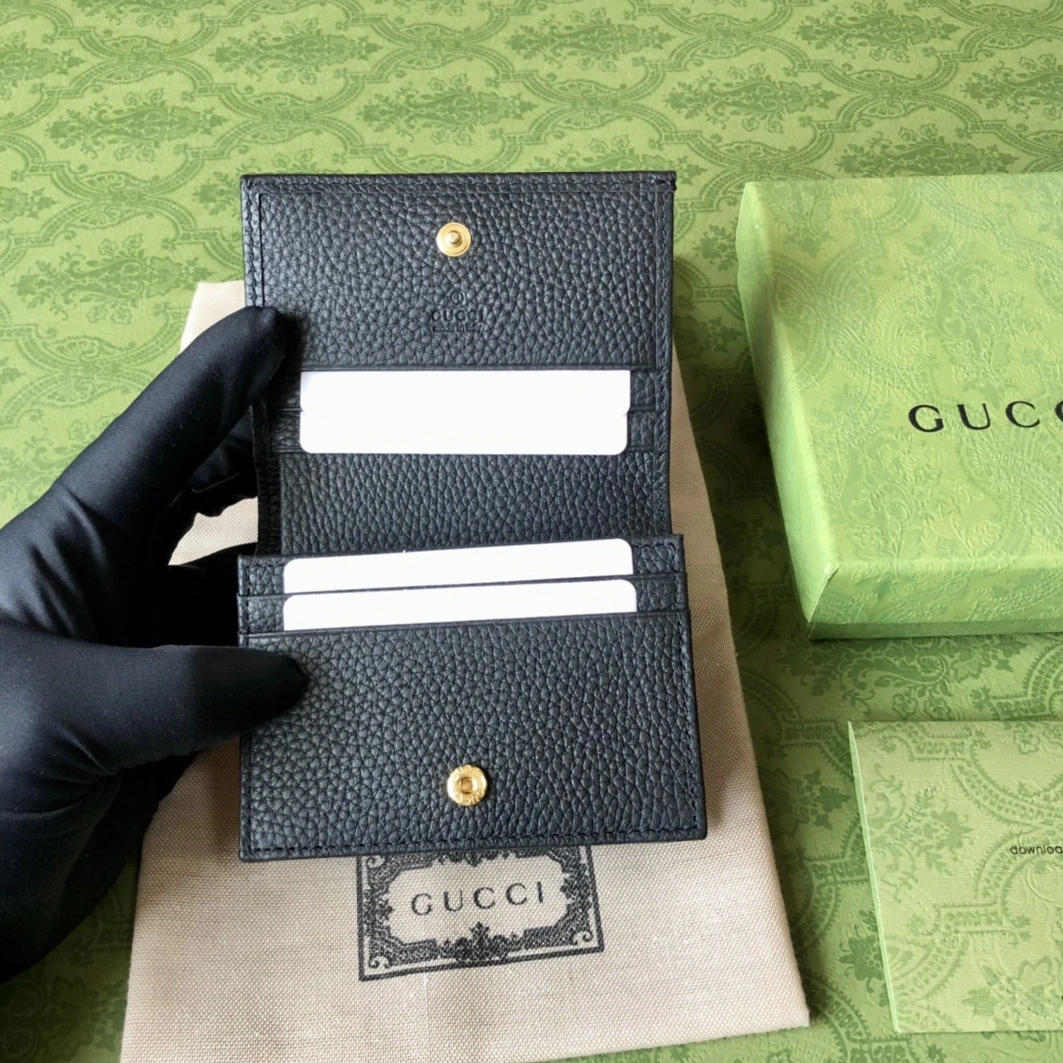 Gucci AAA Quality Wallets Classic 1179