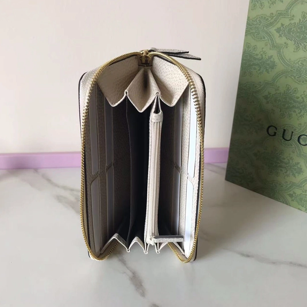 Gucci AAA Quality Wallets Comfortable 4215