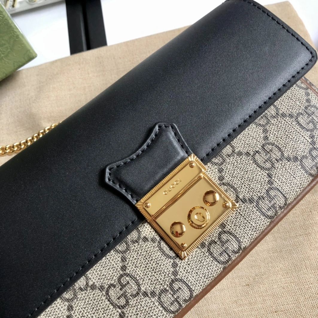 Gucci AAA Quality Wallets EasyMatch 6963
