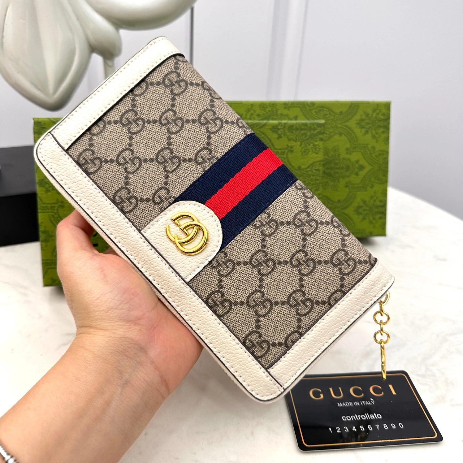 Gucci AAA Quality Wallets For Unisex Classic 5817