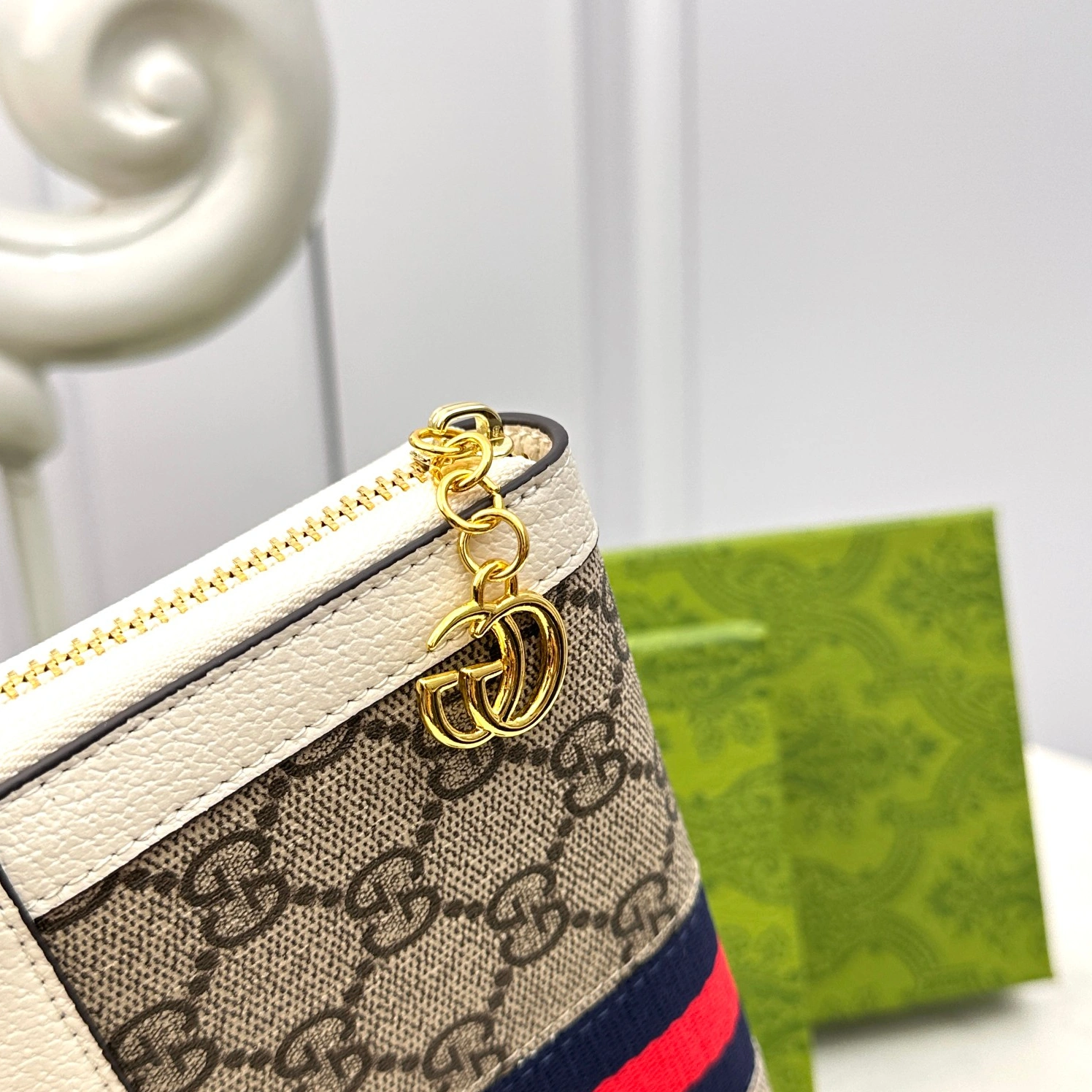 Gucci AAA Quality Wallets For Unisex Classic 5817