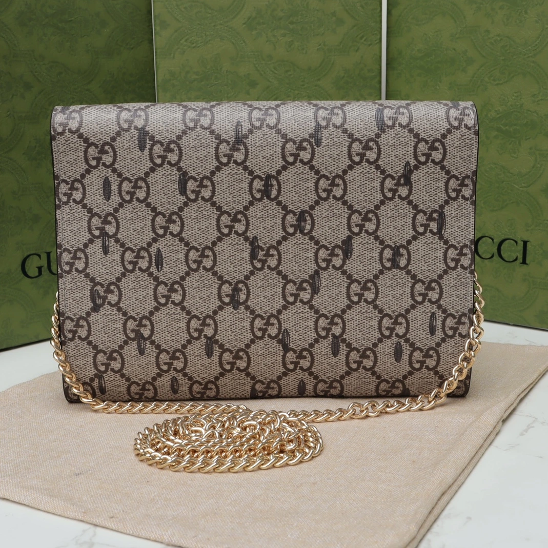 Gucci AAA Quality Wallets For Women GoAnywhere 2942