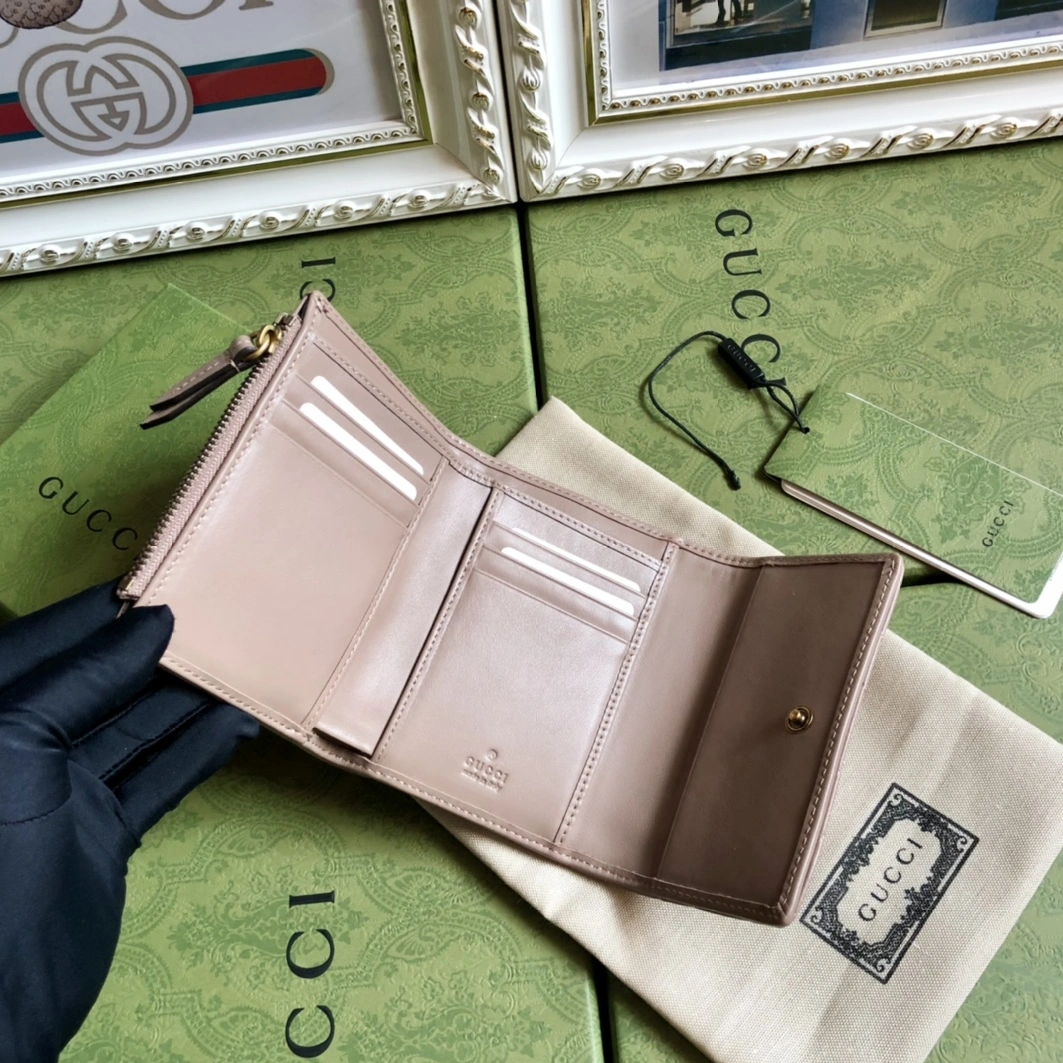 Gucci AAA Quality Wallets Functional 1487