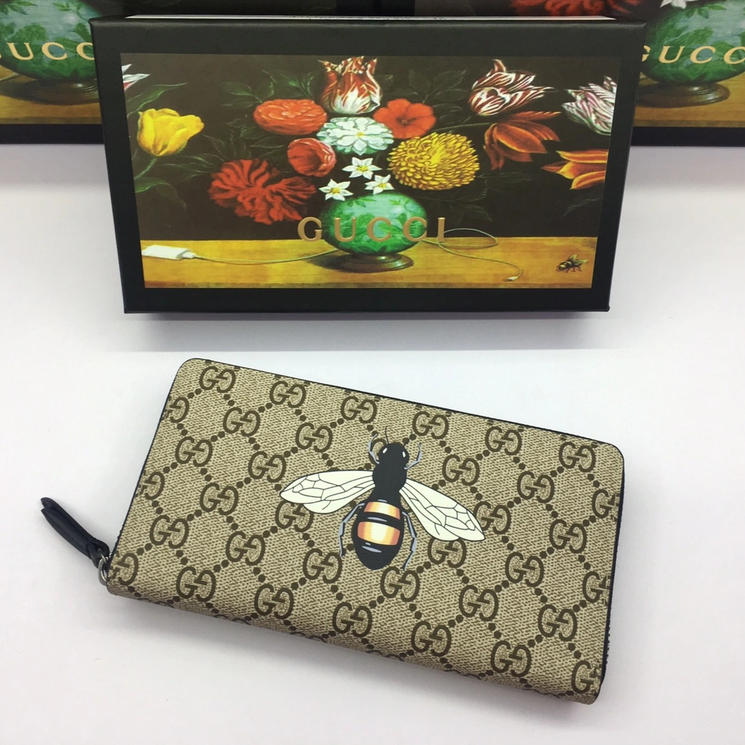 Gucci AAA Quality Wallets StreetReady 5504
