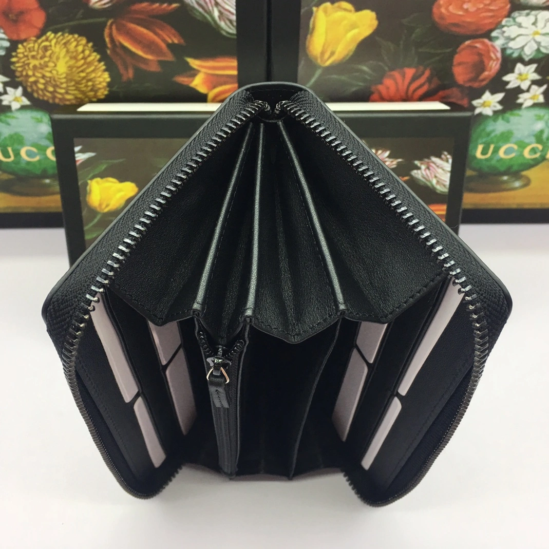 Gucci AAA Quality Wallets StreetReady 5504