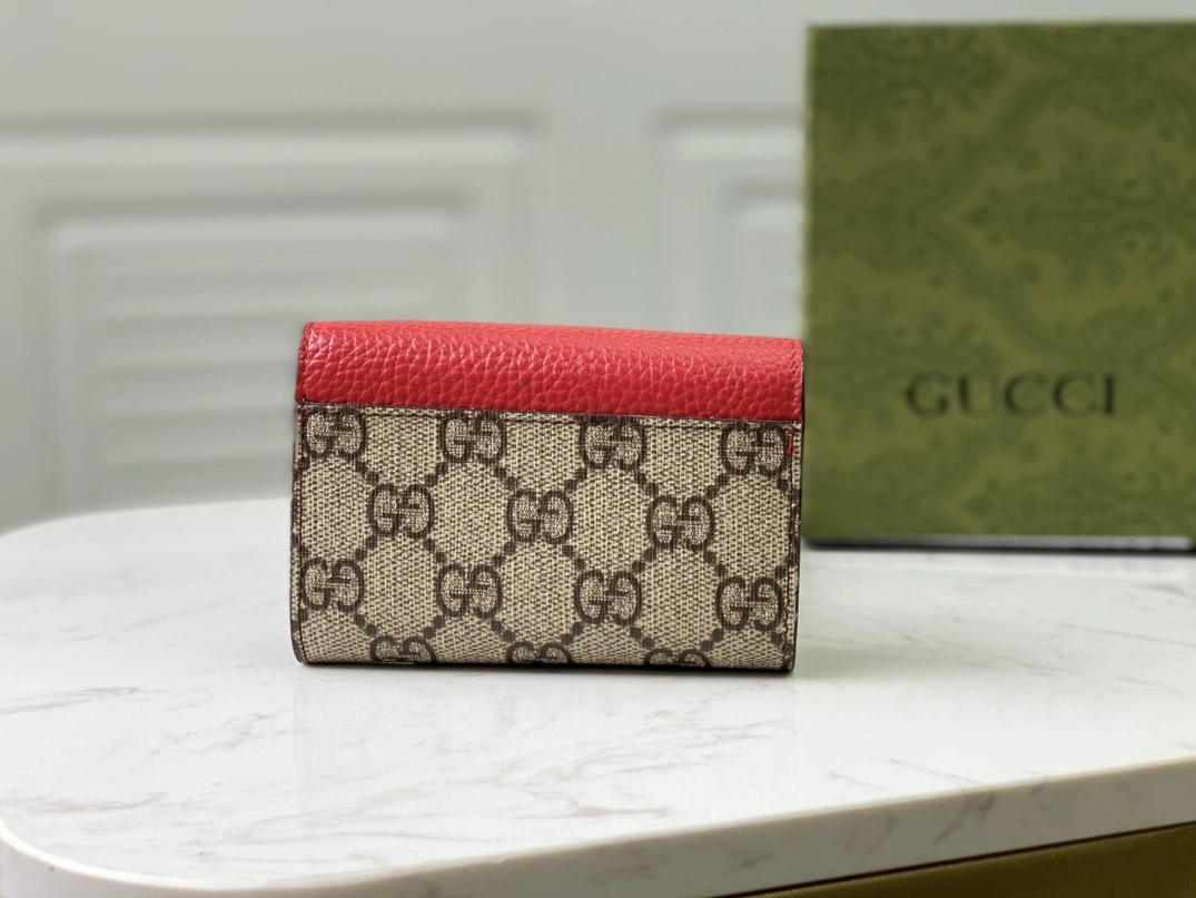 Gucci AAA Quality Wallets Stylish 9998