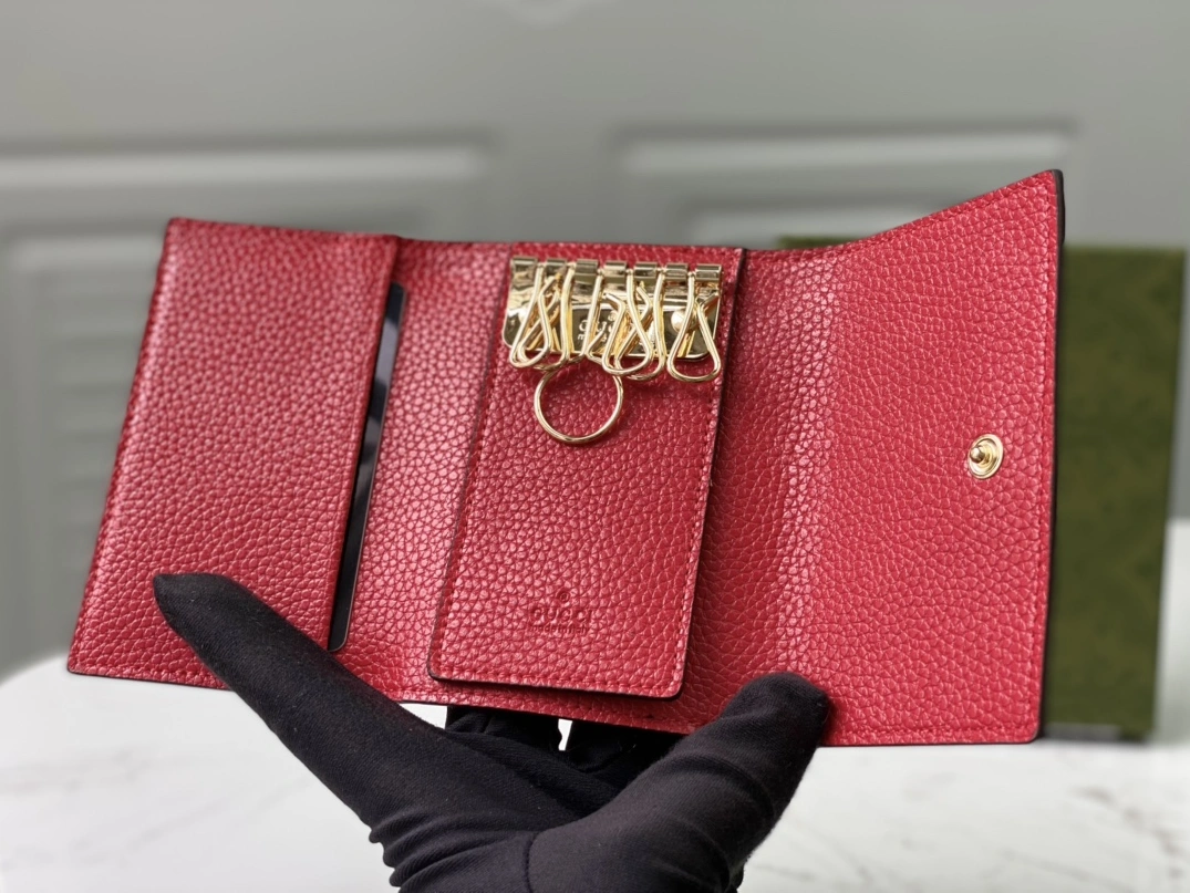 Gucci AAA Quality Wallets Stylish 9998