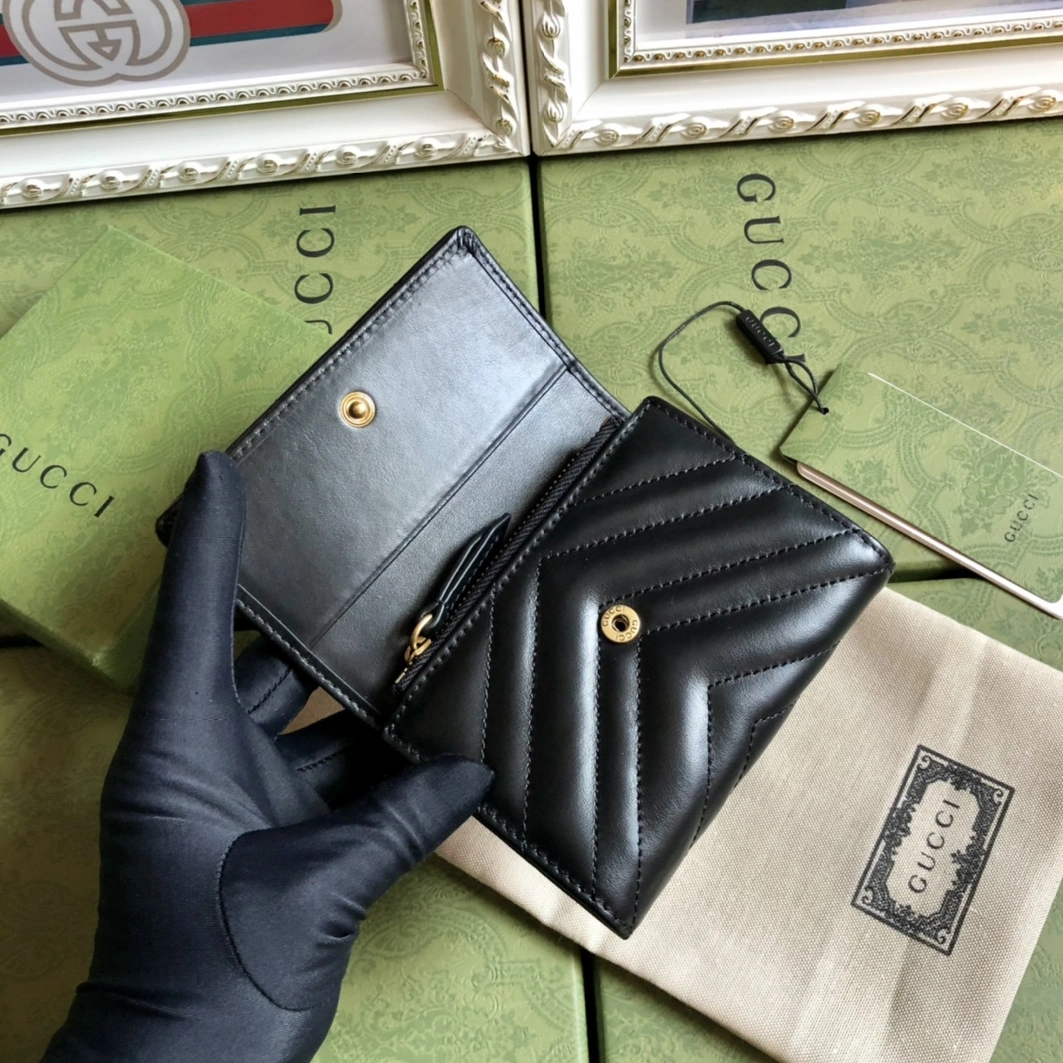 Gucci AAA Quality Wallets Unique 9114
