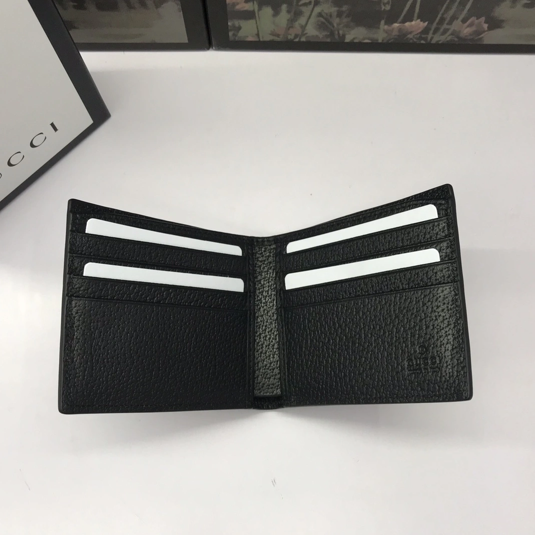 Gucci AAA Quality Wallets Vibrant 627