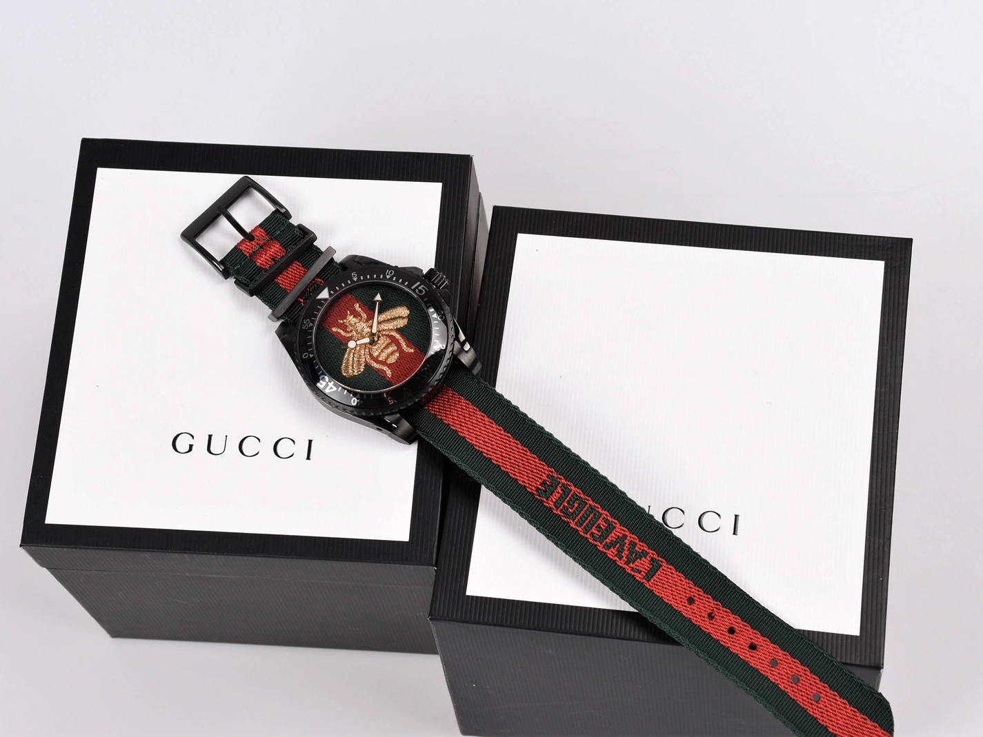 Gucci AAA Quality Watches For Men GoAnywhere 5576