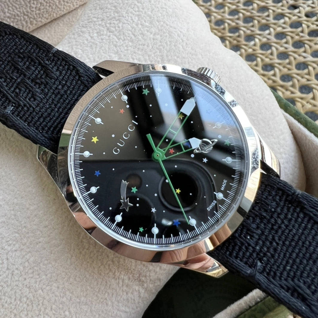 Gucci AAA Quality Watches For Unisex EyeCatching 620