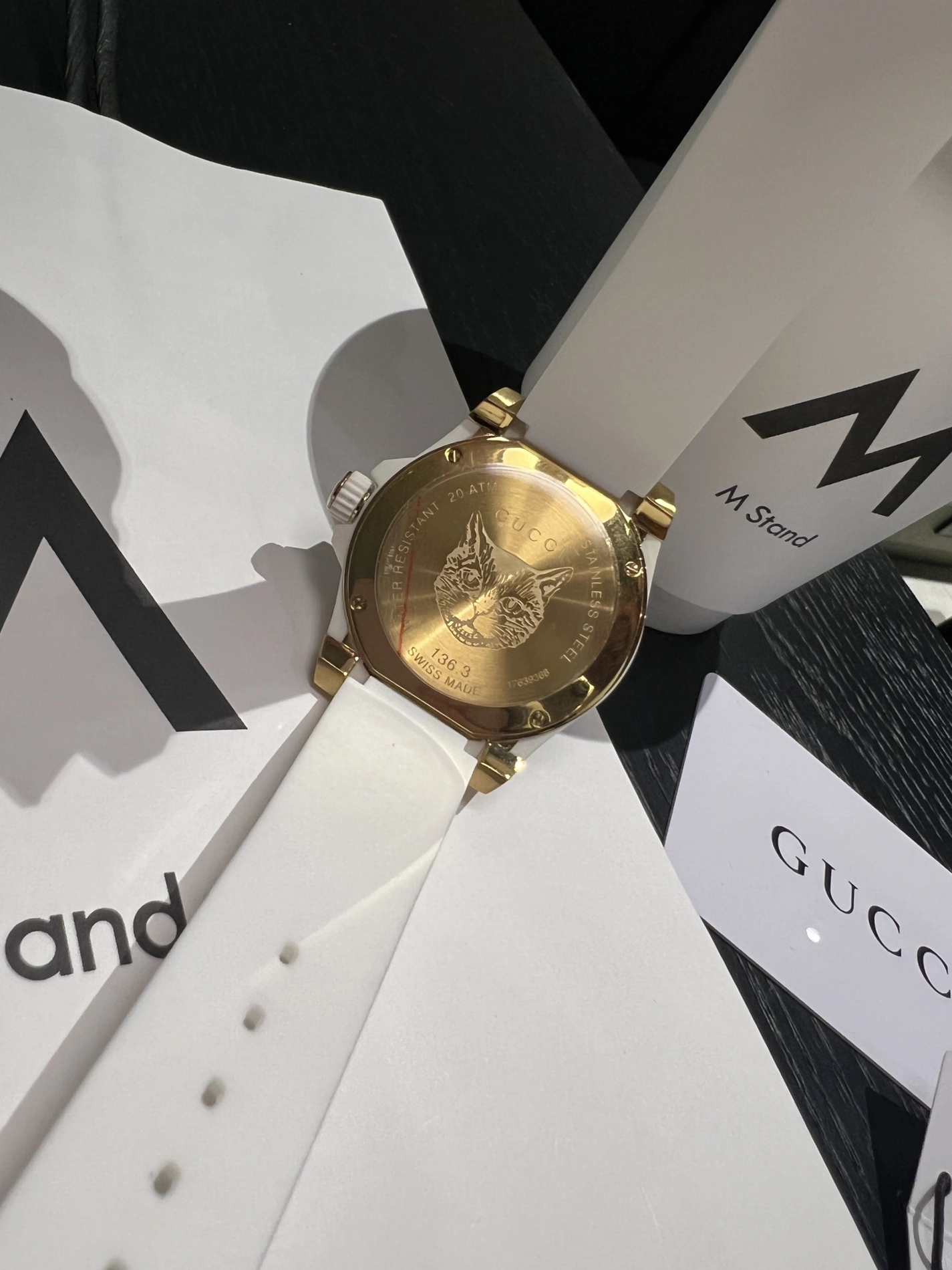 Gucci AAA Quality Watches For Unisex Vibrant 5460