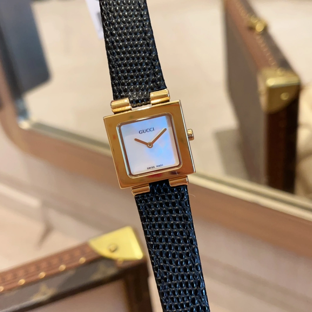 Gucci AAA Quality Watches For Women Durable 9908