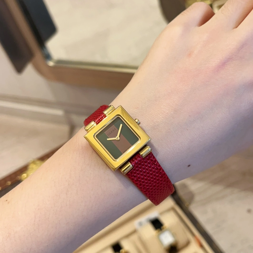 Gucci AAA Quality Watches For Women Vibrant 6775