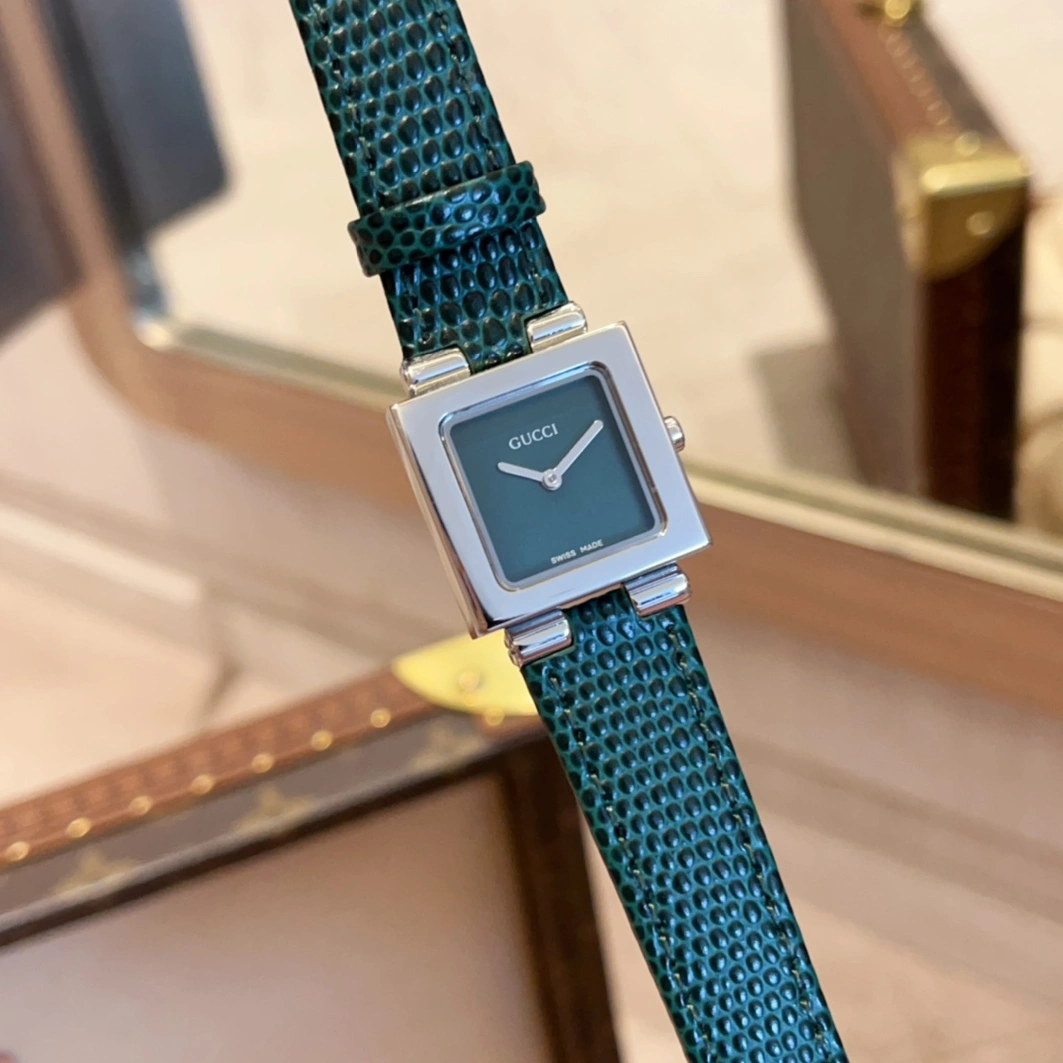 Gucci AAA Quality Watches In Green For Women Functional 5564