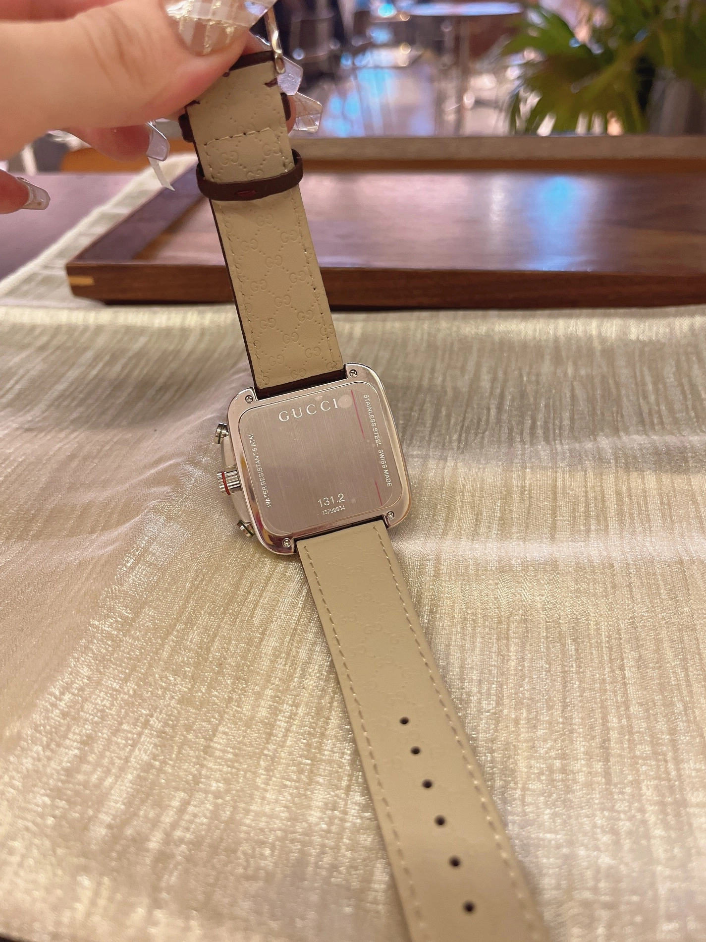 Gucci AAA Quality Watches Sleek 7039