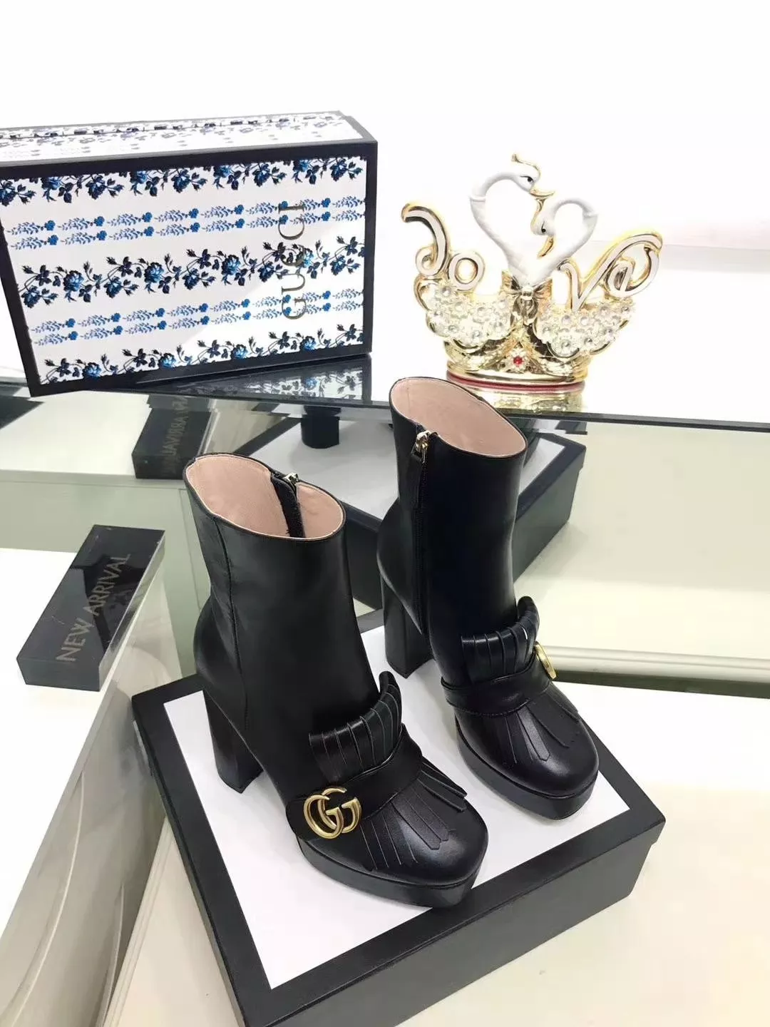 Gucci Boots For Women Versatile 313