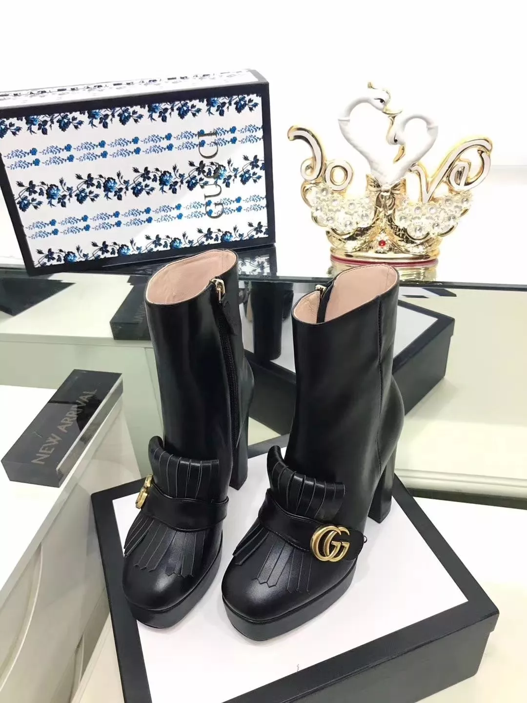 Gucci Boots For Women Versatile 313