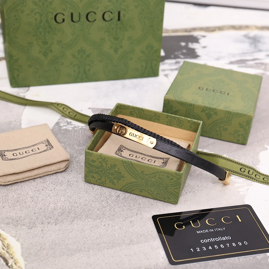 Gucci Bracelet EyeCatching 9758