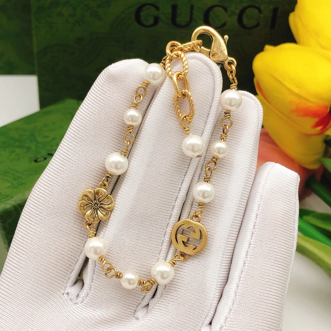 Gucci Bracelet For Women Popular 8414