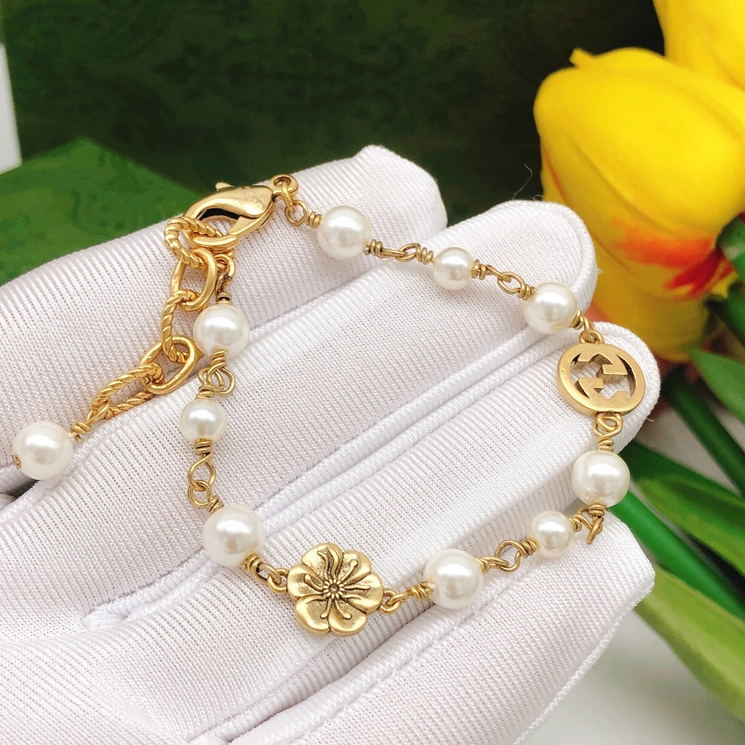 Gucci Bracelet For Women Popular 8414