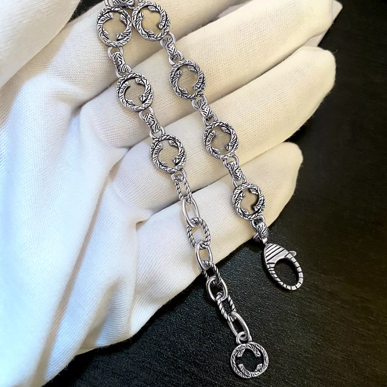 Gucci Bracelets Fashionable 6347