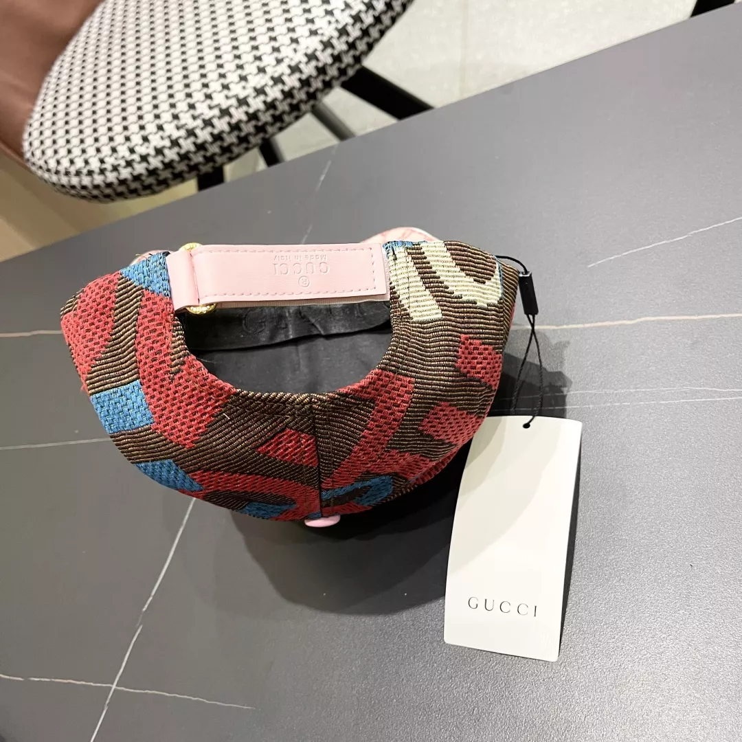 Gucci Caps Classic 2134
