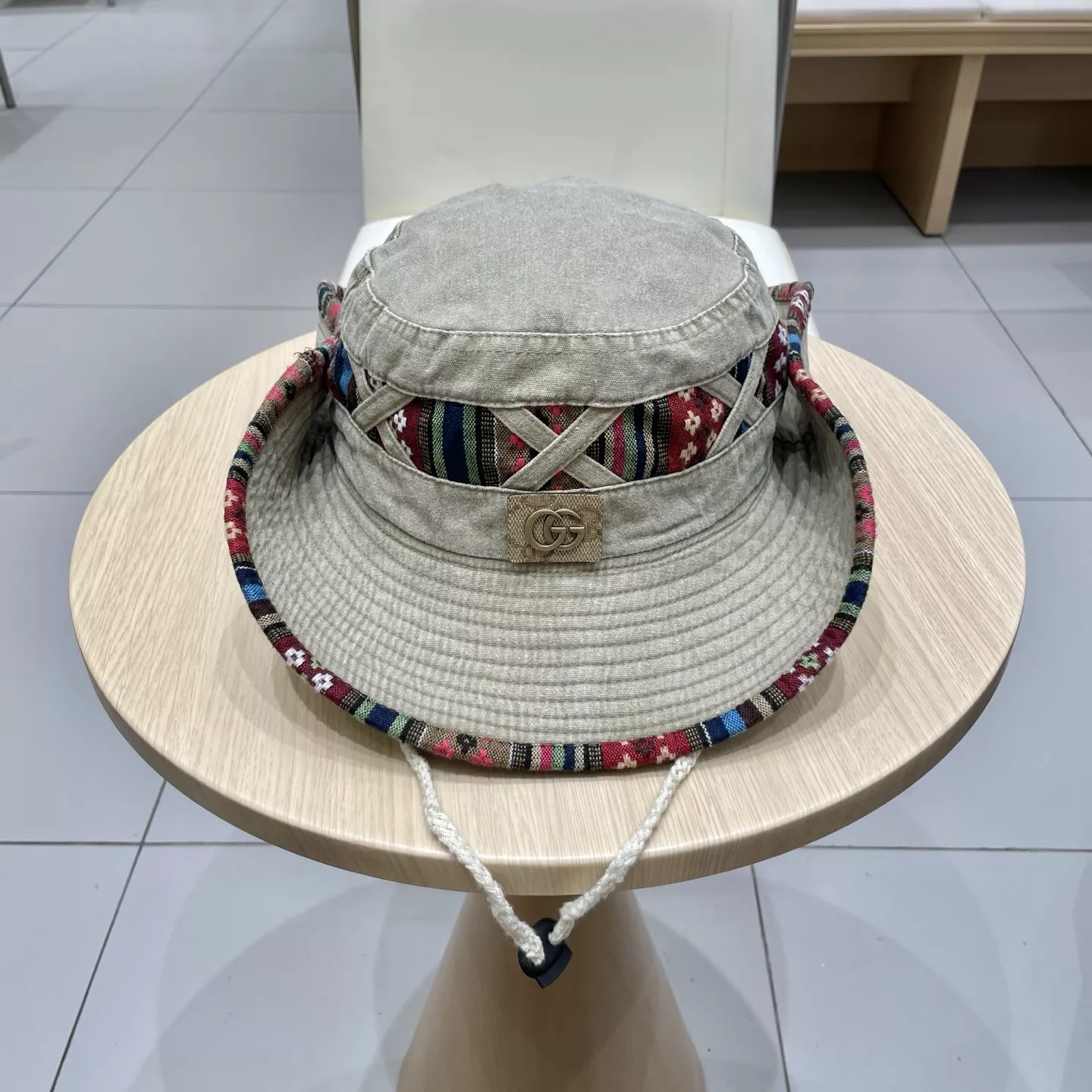 Gucci Caps Comfortable 5496