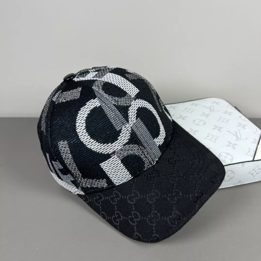 Gucci Caps Comfortable 7362