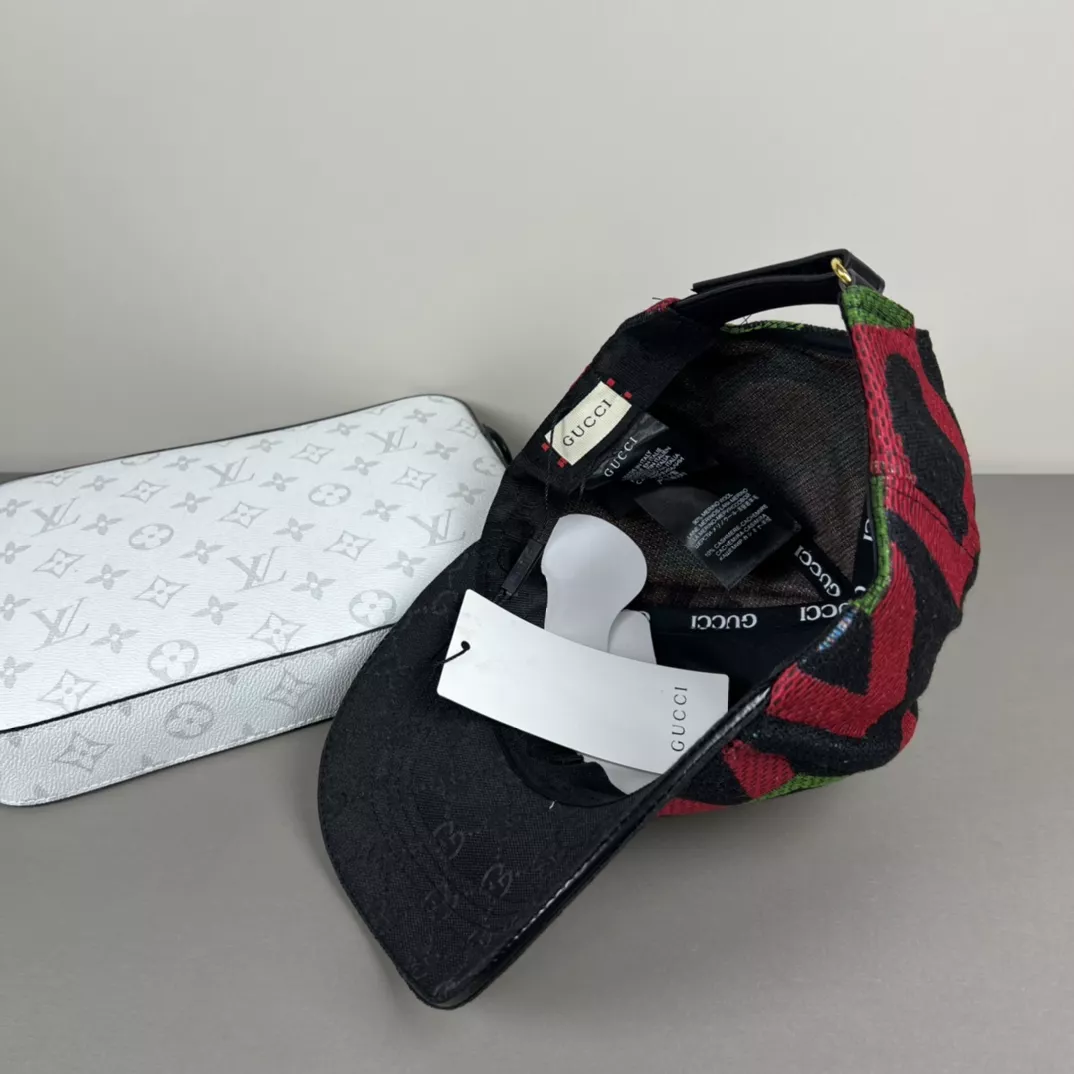Gucci Caps Durable 5495