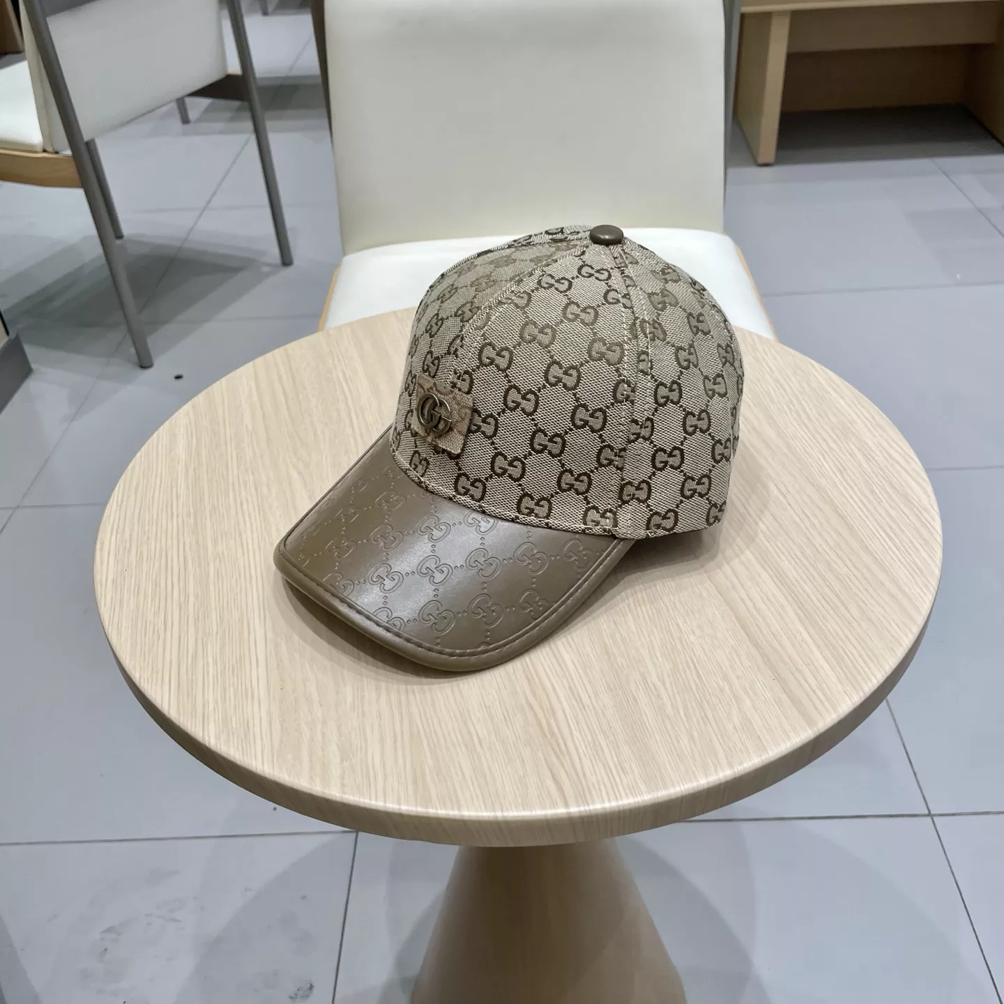 Gucci Caps Efficient 6824