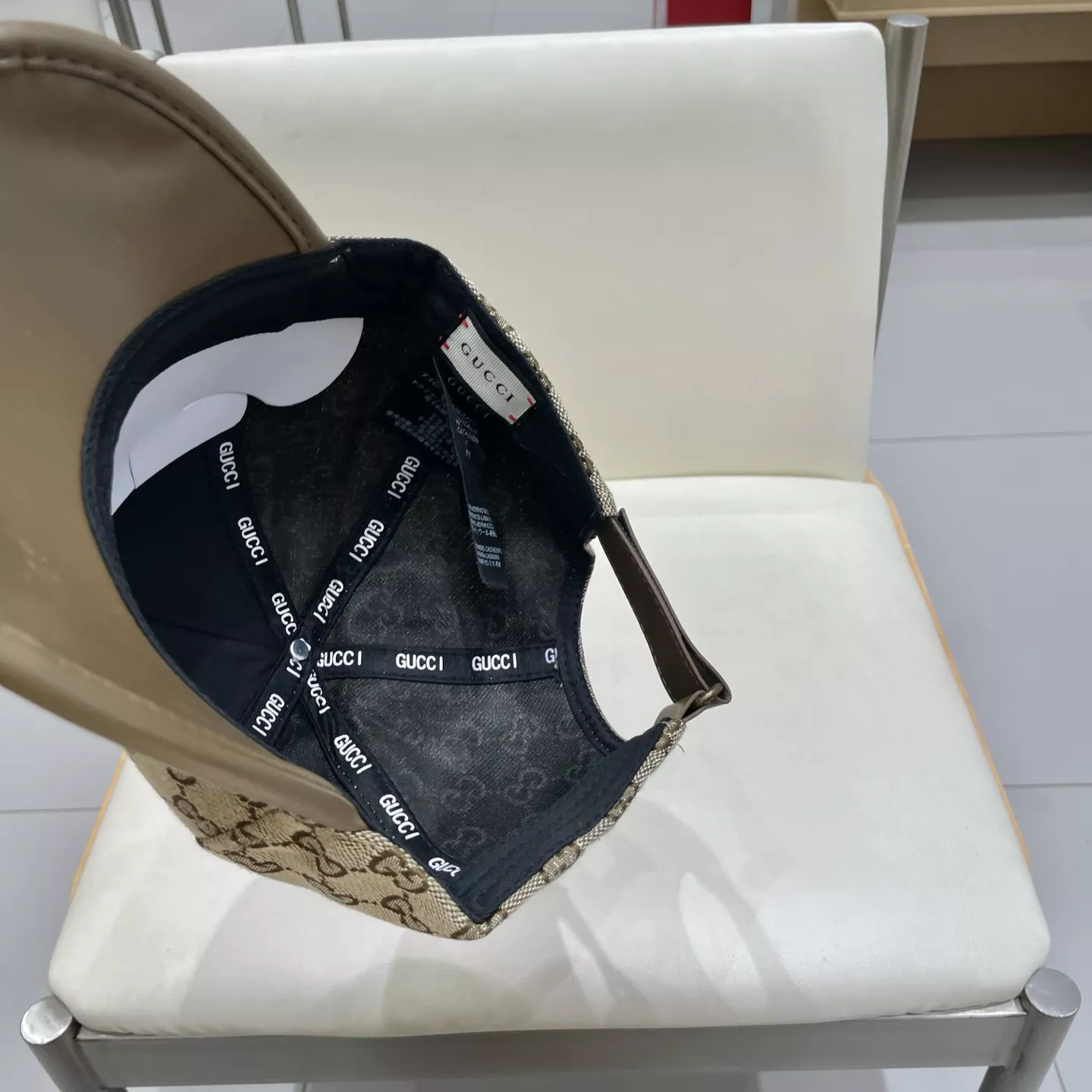 Gucci Caps Efficient 6824