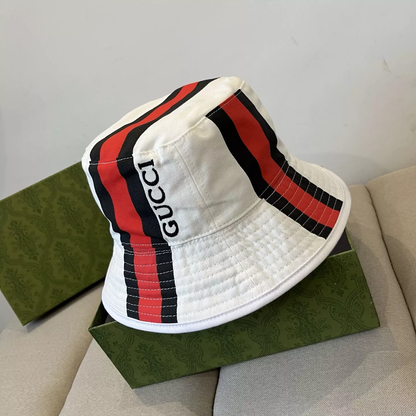 Gucci Caps EyeCatching 1608
