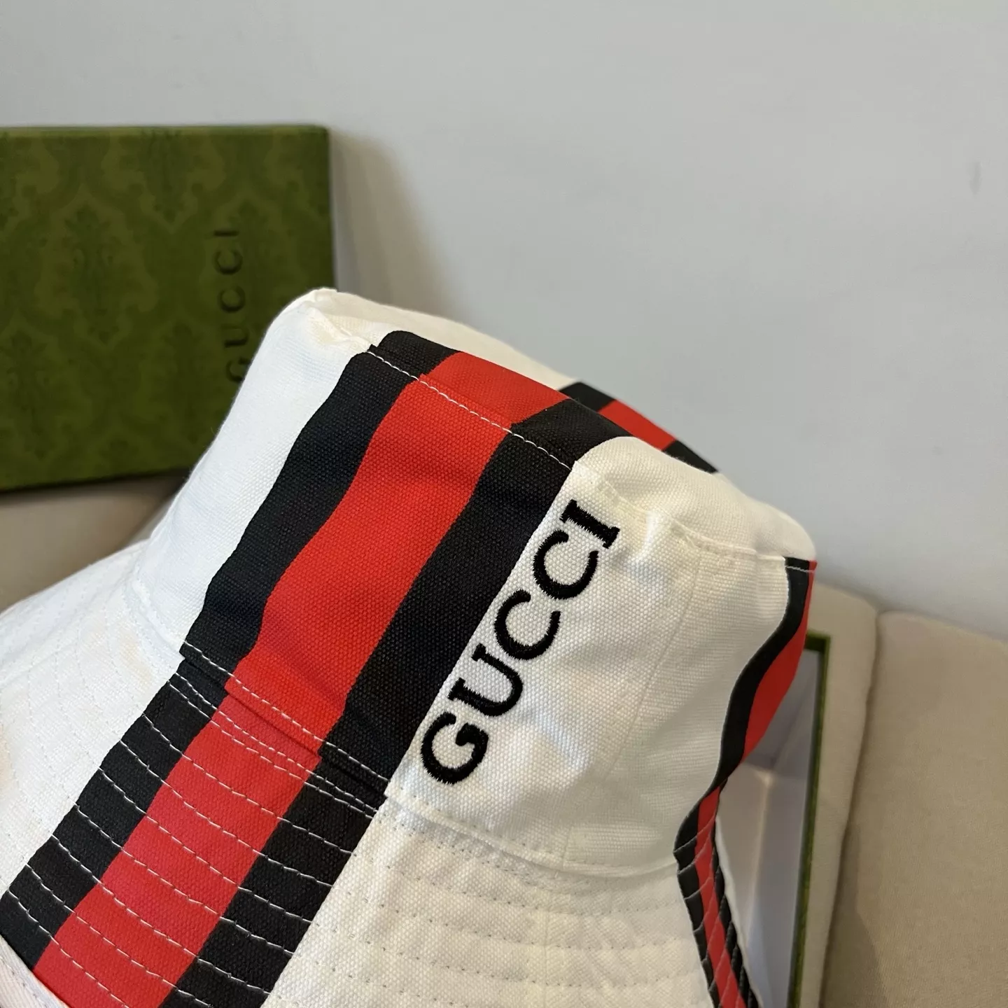 Gucci Caps EyeCatching 1608