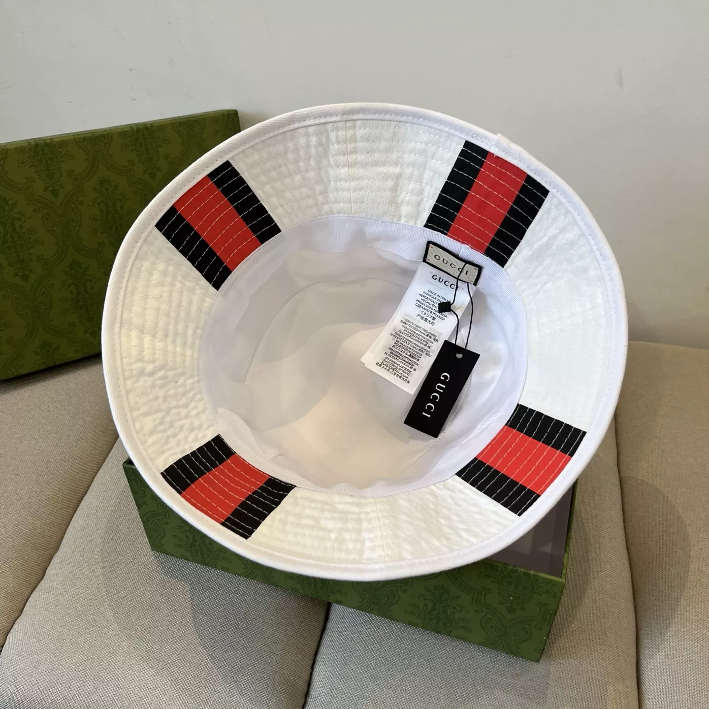 Gucci Caps EyeCatching 1608
