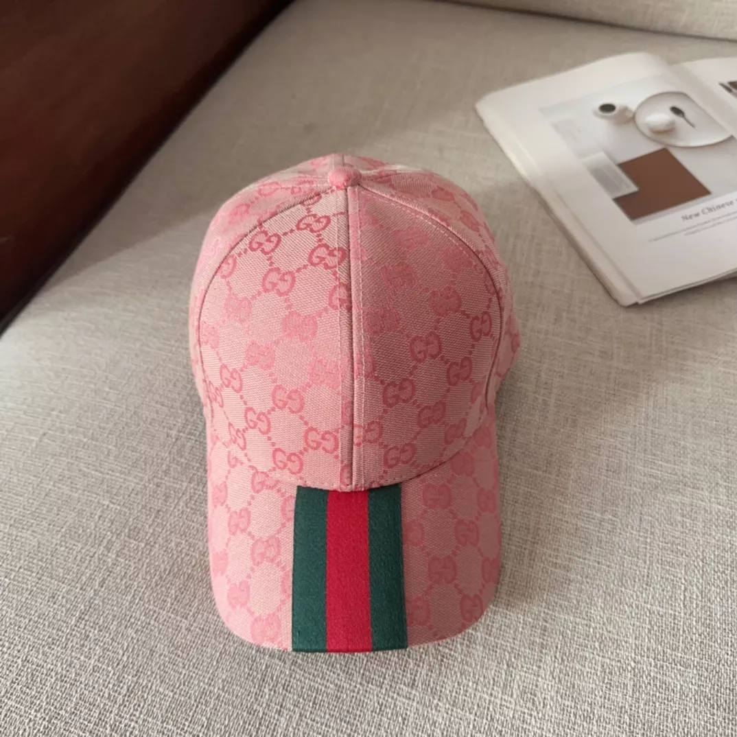 Gucci Caps Fashionable 7205