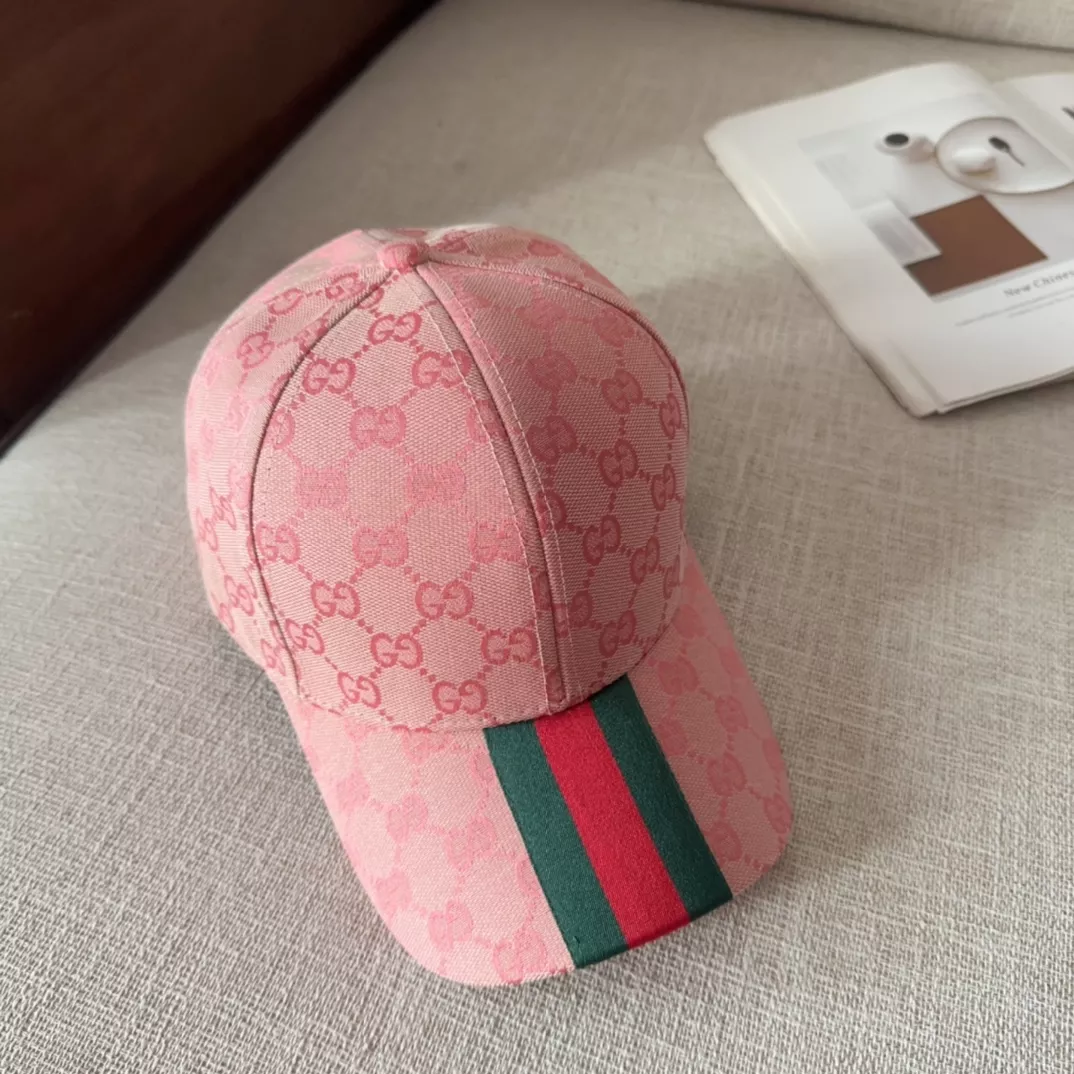 Gucci Caps Fashionable 7205