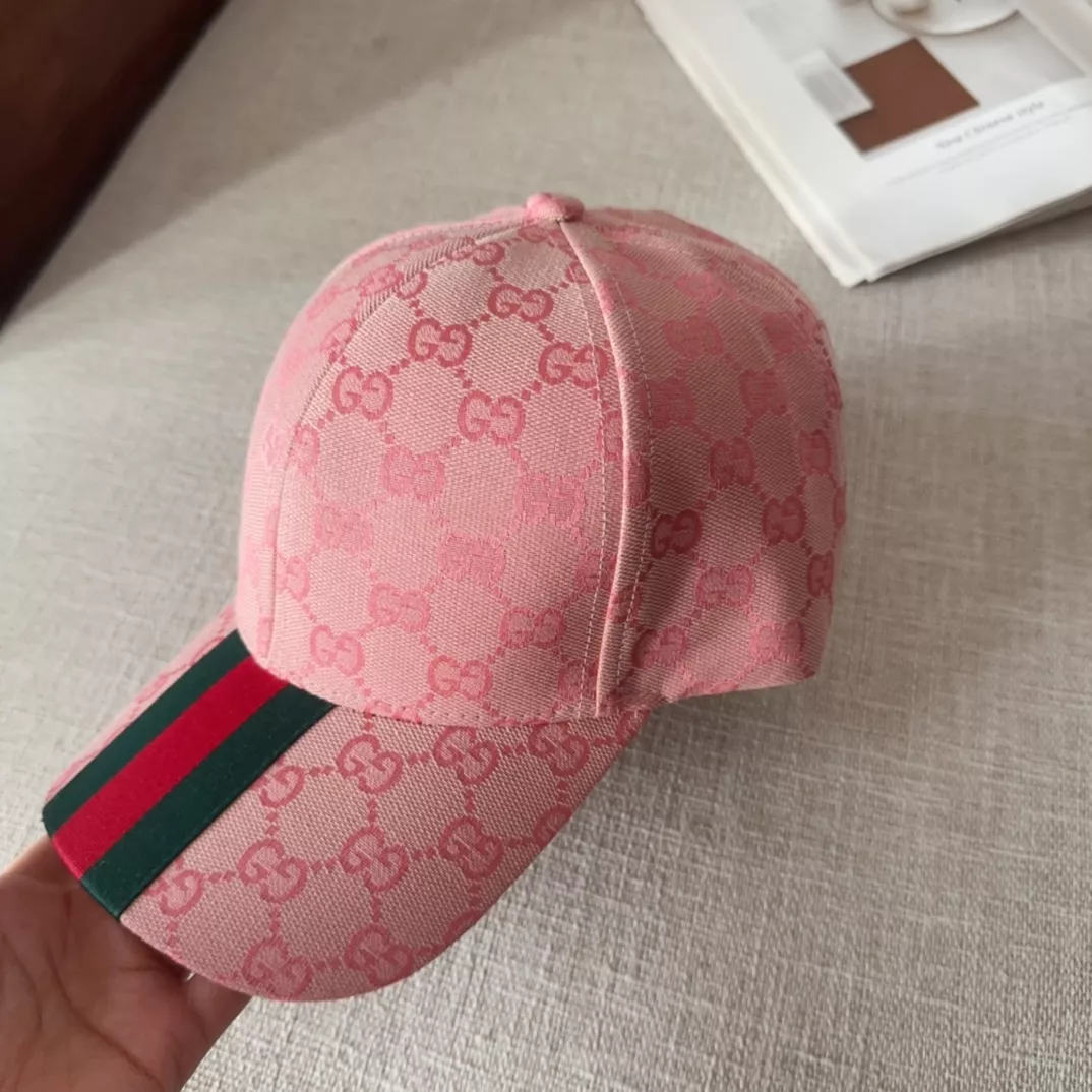 Gucci Caps Fashionable 7205