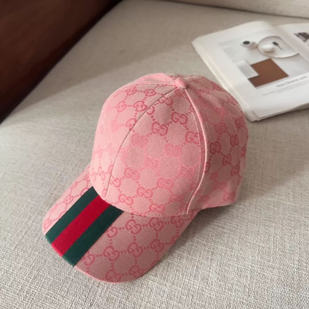 Gucci Caps Fashionable 7205