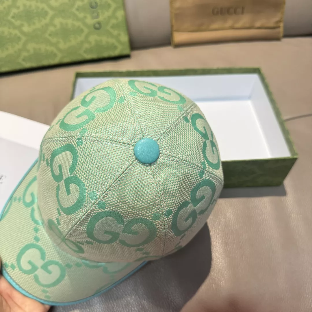 Gucci Caps Fashionable 8779