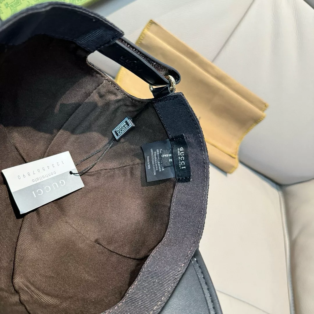 Gucci Caps Flexible 2524