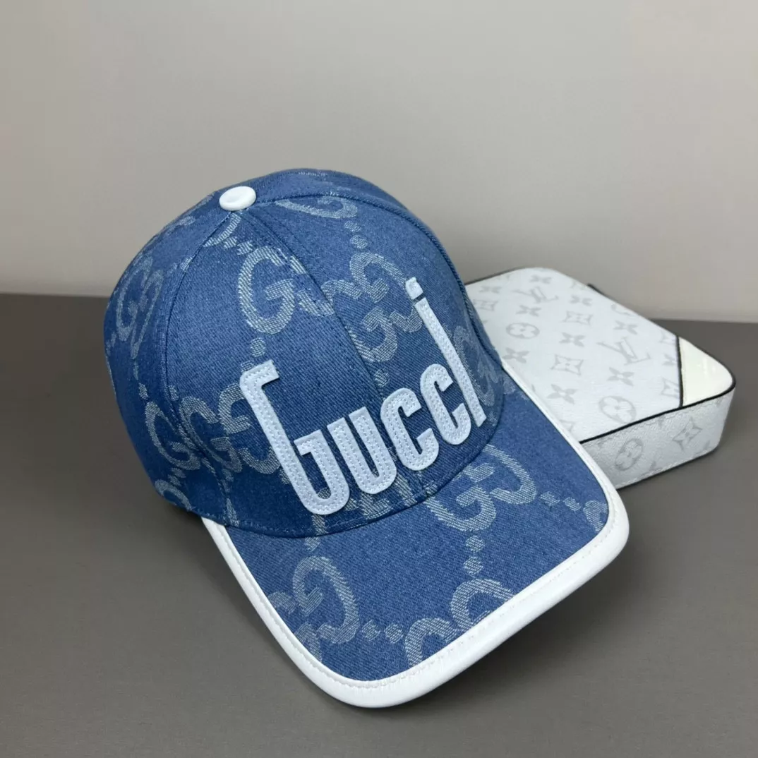 Gucci Caps Flexible 4088