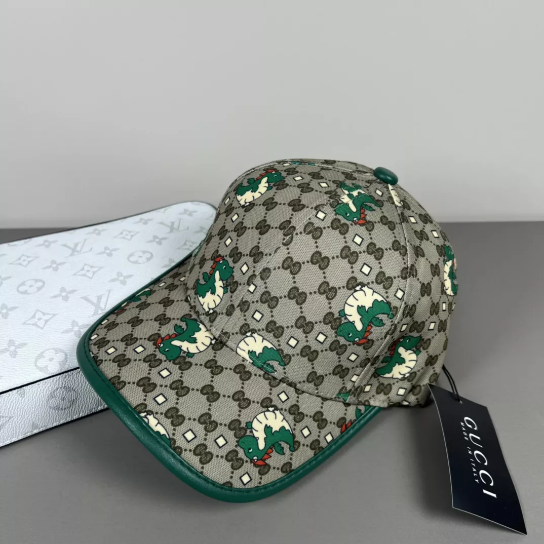 Gucci Caps Flexible 5899