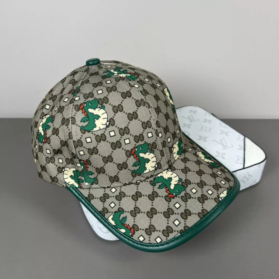 Gucci Caps Flexible 5899