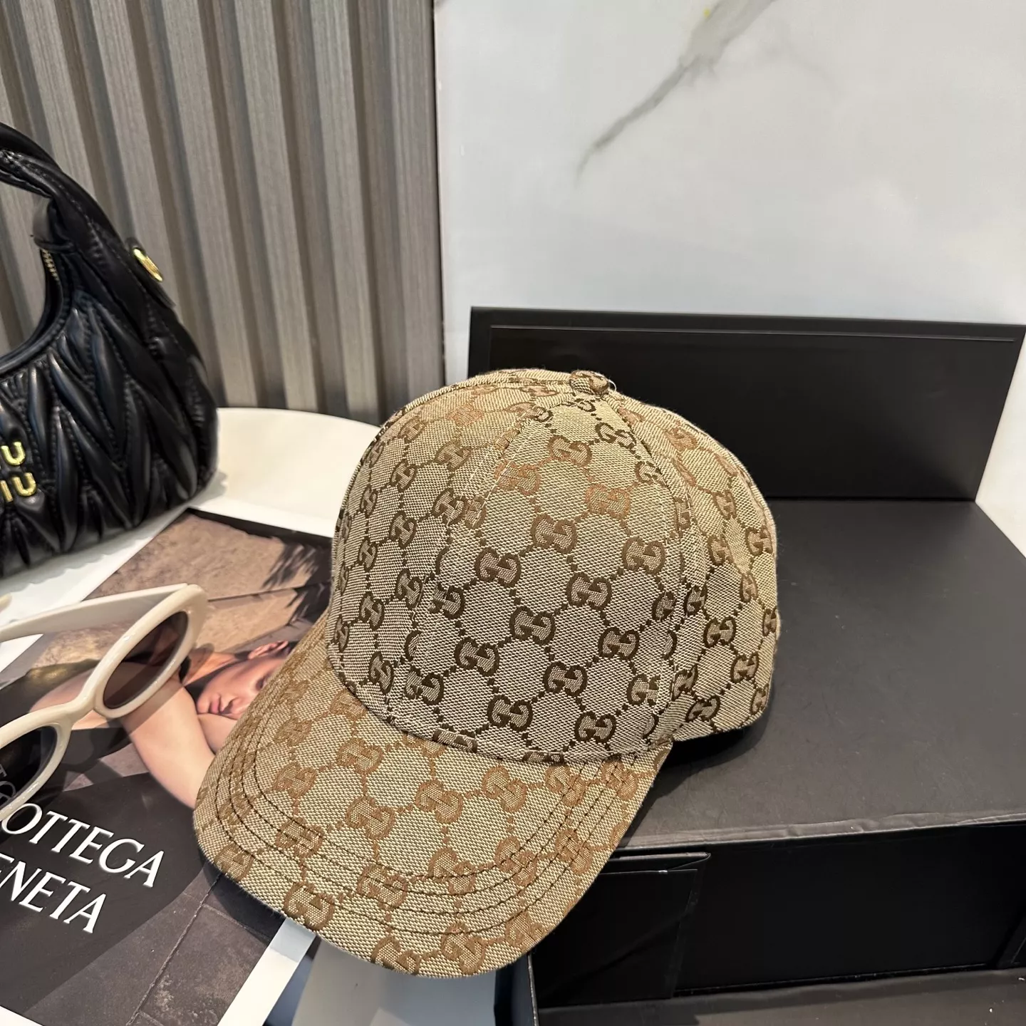Gucci Caps GoAnywhere 529